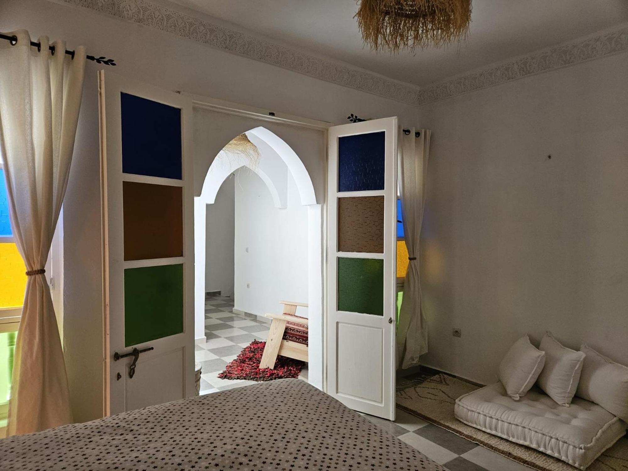 Les Terrasses Suites Home - Yoga Studio Эс-Сувейра Экстерьер фото